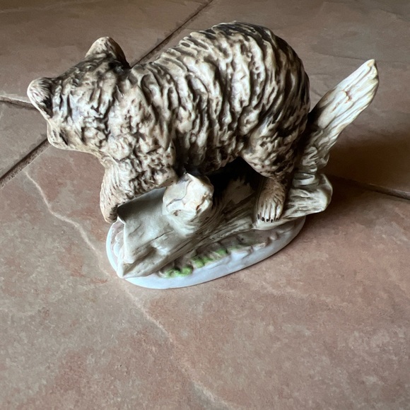 Vintage raccoon by Homco, statue 1423 ceramic figurine. - Picture 3 of 7